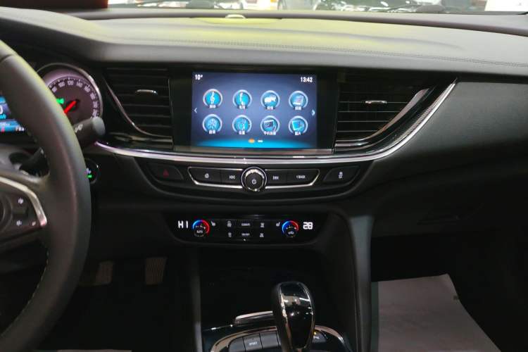 Used Buick Regal 2019 20T Elite Version China VI Standard
