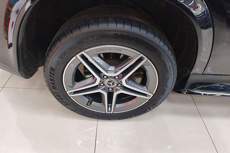 Used Mercedes-Benz GLE 2024 GLE 450 4MATIC Stylish Model