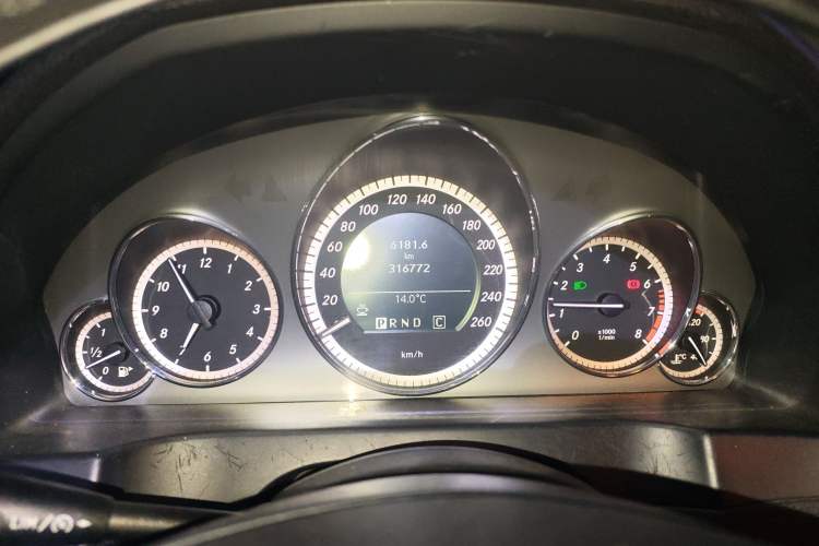 Used Mercedes-Benz E-Class 2010 E 260 CGI Coupe