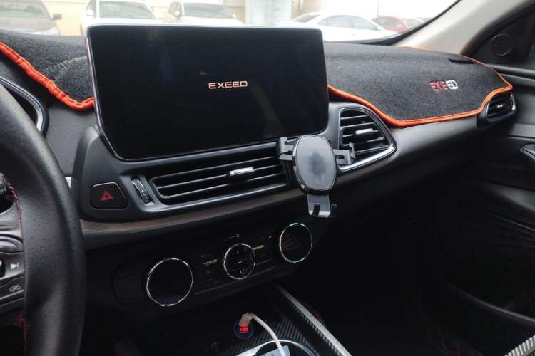 Used EXEED Lingyun 2019 1.6T Two-Wheel-Drive Platinum Edition
