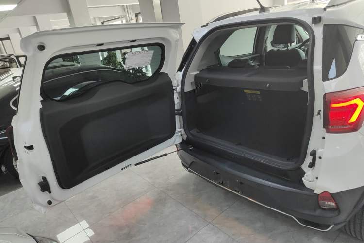 Used BYD Yuan New Energy 2019 EV535 High-Energy Leading Edition Trunk