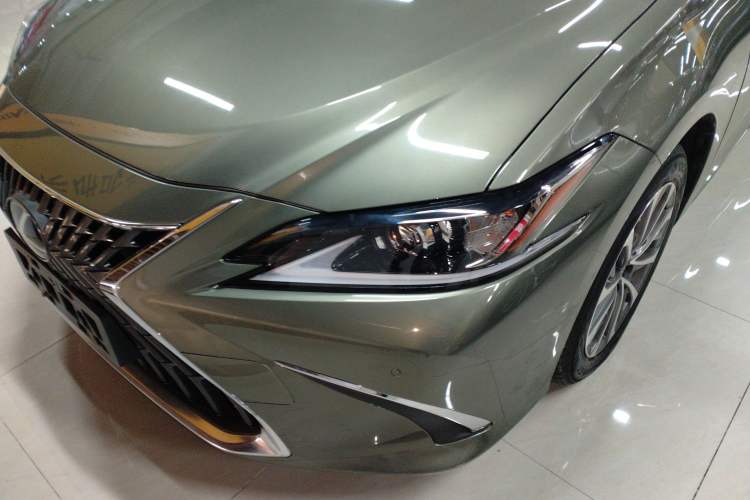 Used Lexus ES 2022 200 Excellence Edition