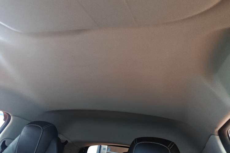 Used Roewe Clever 2022 311km QiQi BoBo Edition Headliner