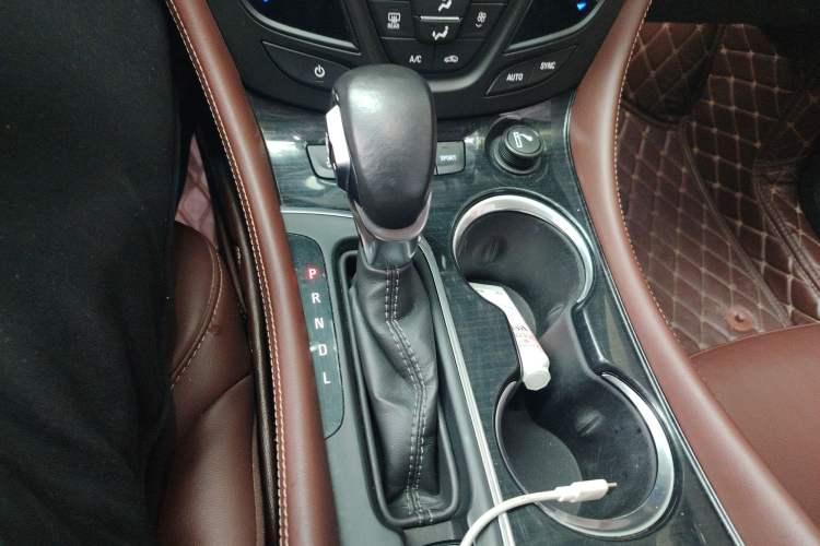 Used Buick Envision 2018 28T Four-Wheel Drive Luxury Model
