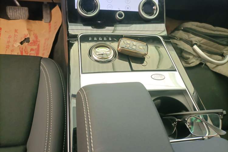 Used Land Rover Range Rover Velar 2020 P250