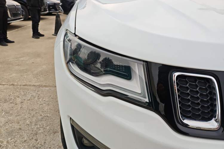 Used Jeep Compass 2017 200T Automatic Family Enjoyment Four-Wheel Drive Edition
