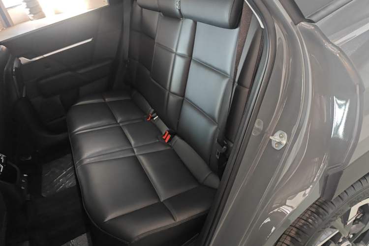 Used Hyundai ix35 2023 Musso 2.0L Prestige LUX Edition Left Rear Seat