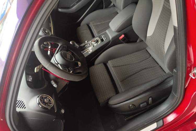 Used Audi A3 2019 Limousine 40 TFSI Sport Version China V Emission Standard Left Front Seat