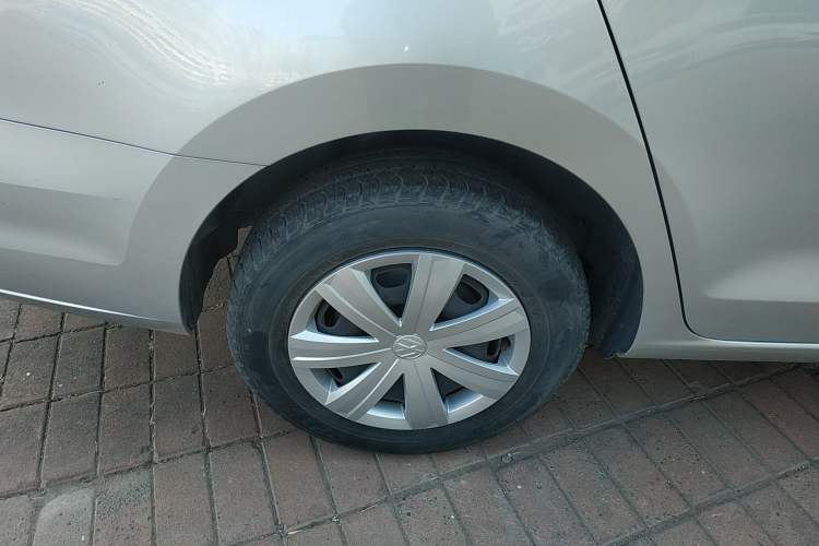 Used Volkswagen Jetta 2017 1.4L Manual Fashion Edition