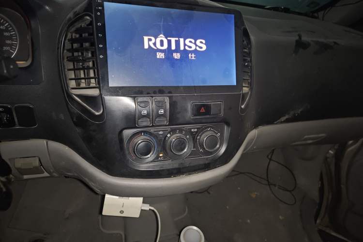 Used FORTHING Lingzhi 2017 M3L 1.6L 7-Seater Comfort Model