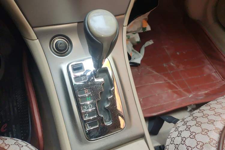 Used Toyota Corolla EX 2013 1.6L Automatic Luxury Edition