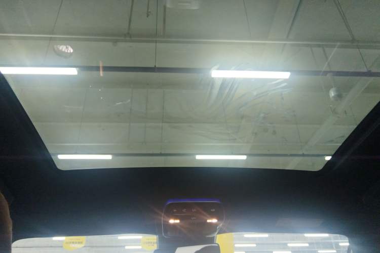 Used Mercedes-Benz GLC 2024 GLC 300 L 4MATIC Dynamic Edition 5-seater Headliner