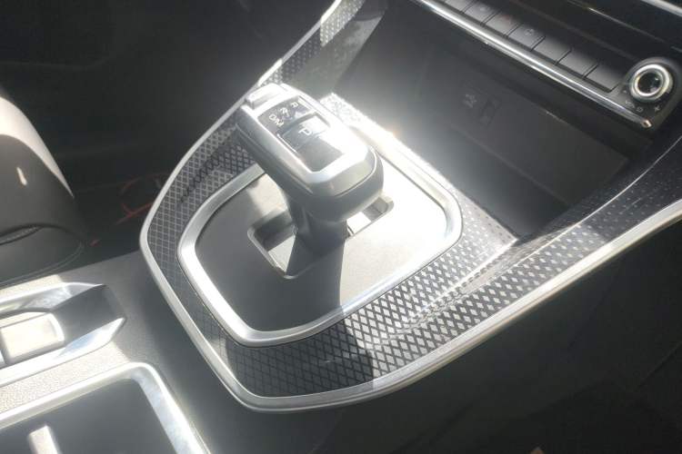 Used Haval M6 2021 PLUS 1.5T DCT Luxury Smart Connectivity Model