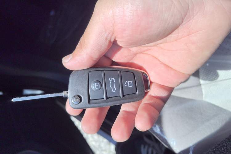 Used Chery QQ Ice Cream 2025 205km Qi Energy Version Vehicle Key