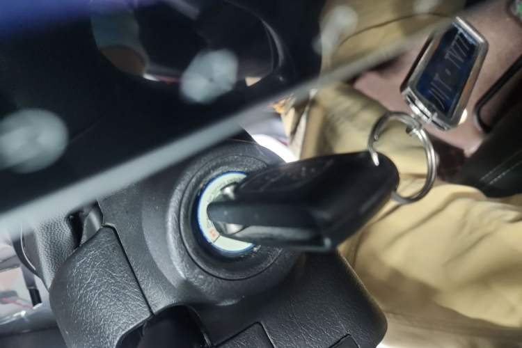 Used Peugeot 307 2013 Hatchback 1.6L Manual Comfort Edition