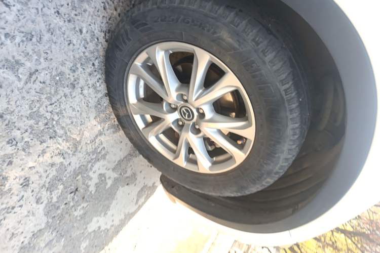 Used Mazda CX-4 2018 2.0L Automatic Two-Wheel Drive Blue Sky Dynamic Version China VI Standard
