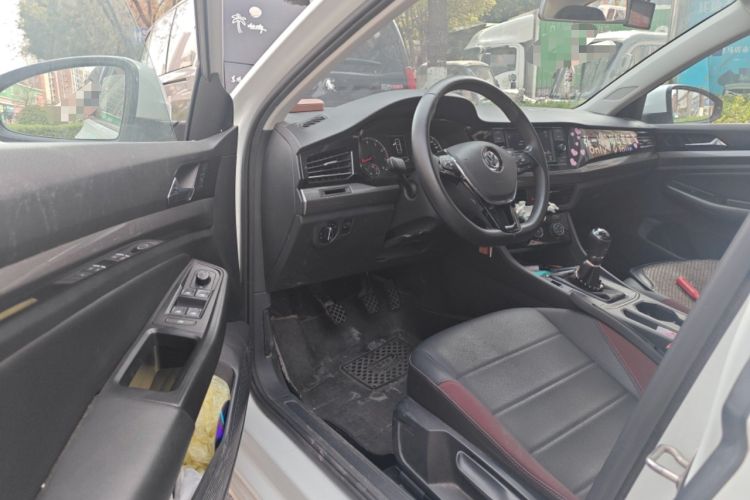 Used Volkswagen Bora 2019 1.5L Manual Comfort Version
