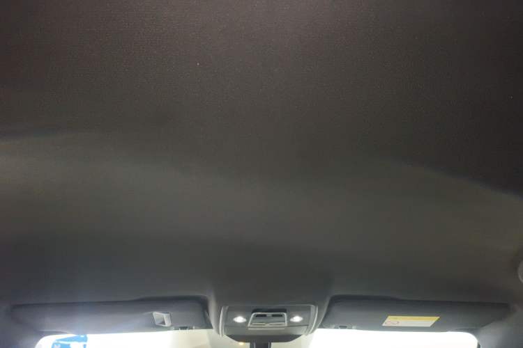 Used BYD Song Pro New Energy 2024 HONOR Edition DM-i 71KM Navigation Model