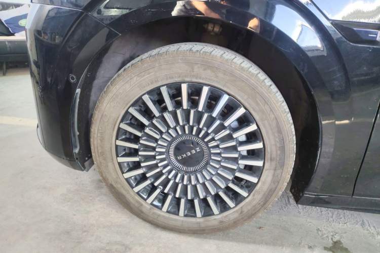 Used Zeekr 009 2022 WE Edition