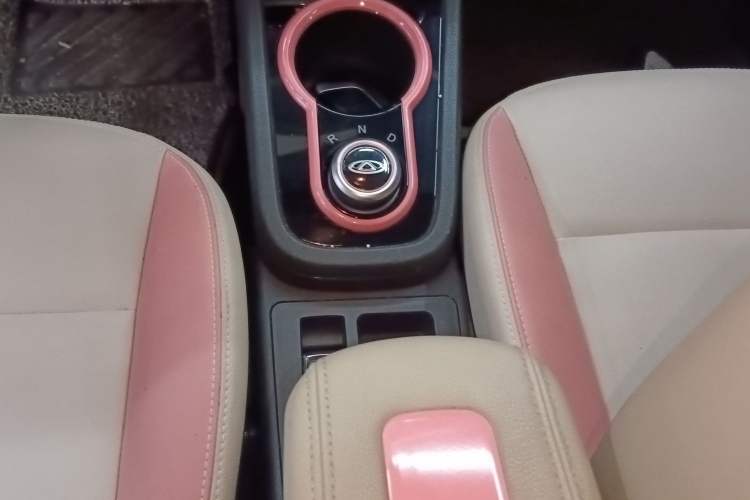 Used Chery New Energy Little Ant 2021 200 000-Yuan Ant Fan Edition Talent Version NMC Battery 301 km
