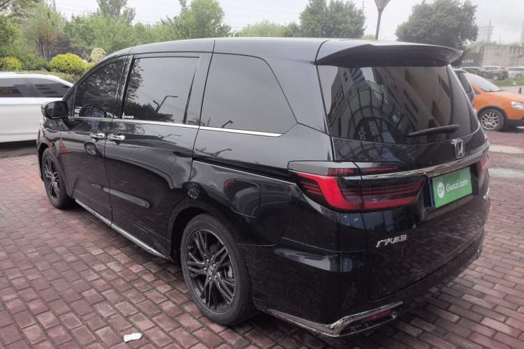 Used Honda Odyssey 2022 2.0L eHEV Sharp·Luxury Edition Rear Left 45 Deg