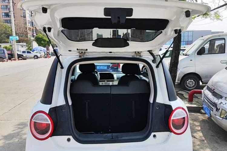 Used CHANGAN NEVO Lumin 2023 301km Honey Dew Edition