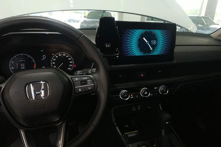 Used Honda CR-V 2024 240TURBO Two-Wheel-Drive FENGSHANG Edition 5 Seats Center Console