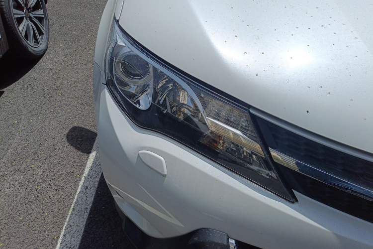 Used Toyota RAV4 2015 2.5L Automatic 4x4 Elite Edition
