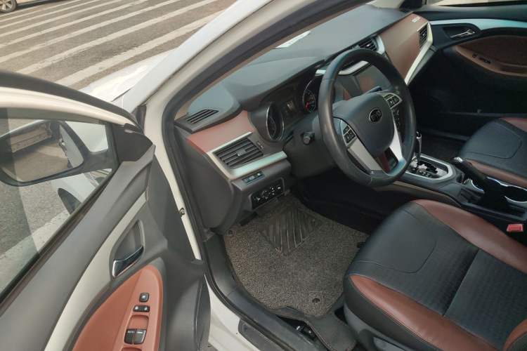 Used BYD G5 2014 1.5TID Automatic Prestige Model