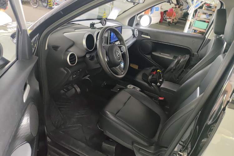 Used ORA Black Cat 2021 351 km Standard Version
