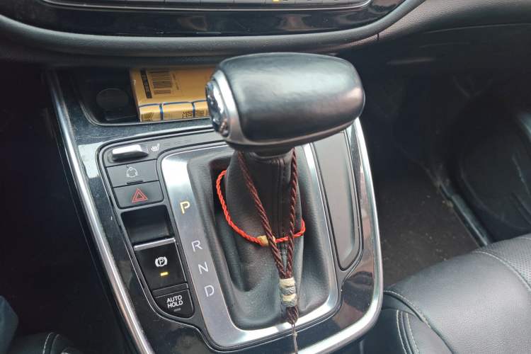 Used GAC Trumpchi M6 2019 270T DCT Luxury Edition (6-seater) China VI Gear Lever