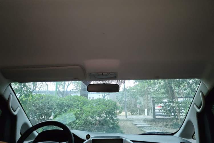 Used JAC Refine M3 2022 PLUS Creator Edition 1.5T Luxury Model Headliner