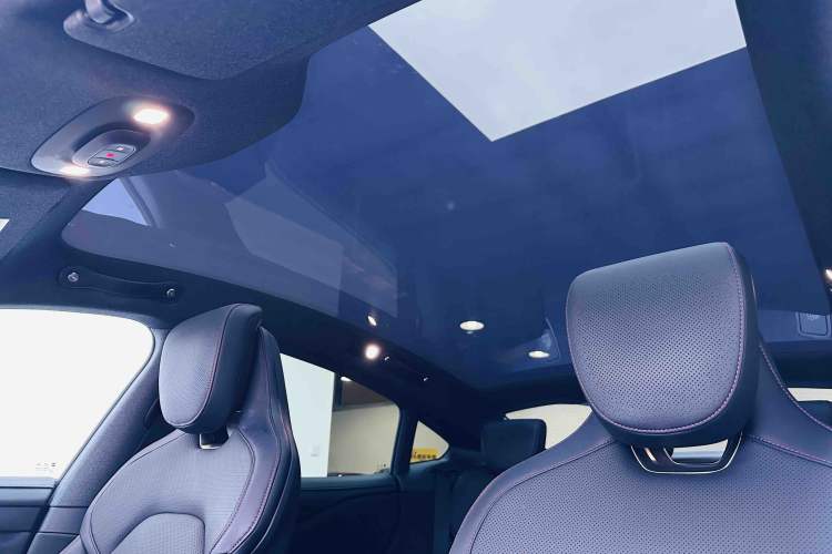 Used Xiaomi Auto SU7 2024 Rear-Drive Long-Range Intelligent Driving Version