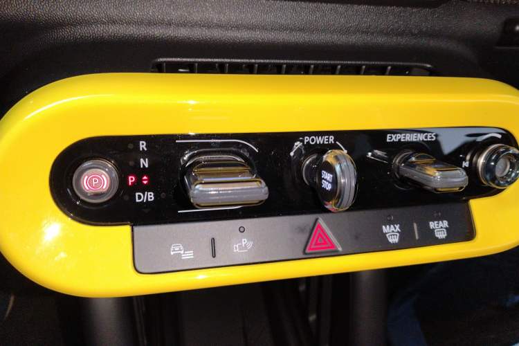 Used MINI Electric MINI COOPER 2024 452km COOPER SE Artist
