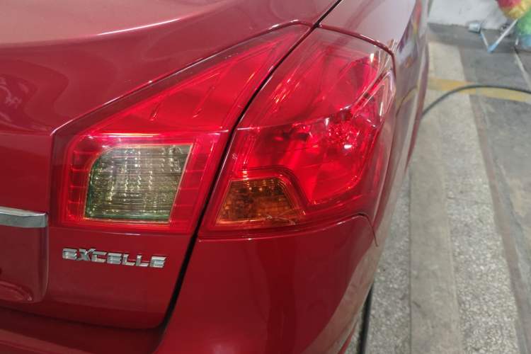 Used Buick Excelle 2015 1.5L Automatic Classic Model
