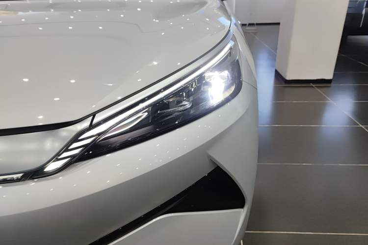 Used BYD Yuan PLUS 2025 Intelligent Driving Version 510 KM Beyond-Grade Edition
