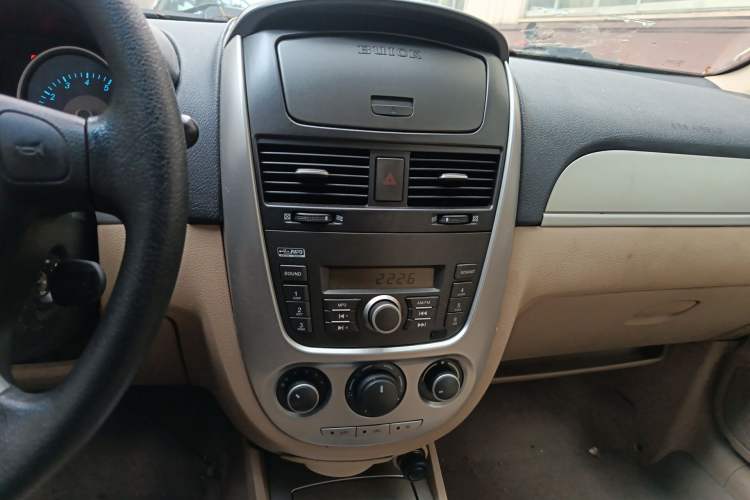 Used Buick Excelle 2013 1.5L Manual Classic Model
