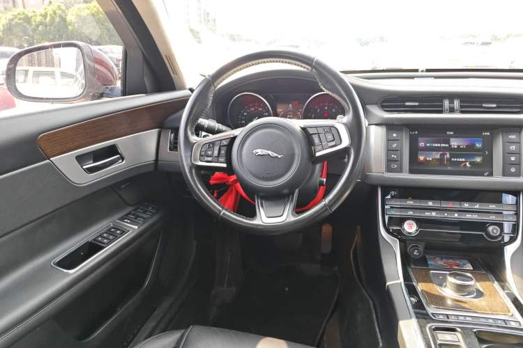 Used Jaguar XFL 2018 XFL 2.0T 200PS Elite Edition