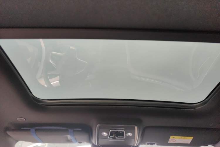 Used BYD Song PLUS New Energy 2025 DM-i 112KM Prestige Model Headliner