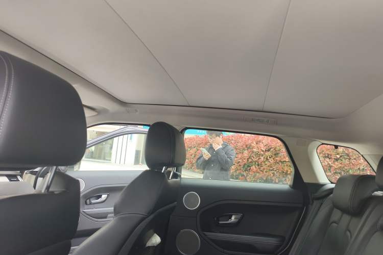 Used Land Rover Range Evoque 2015 2.0T Five-Door Sporty Edition Headliner