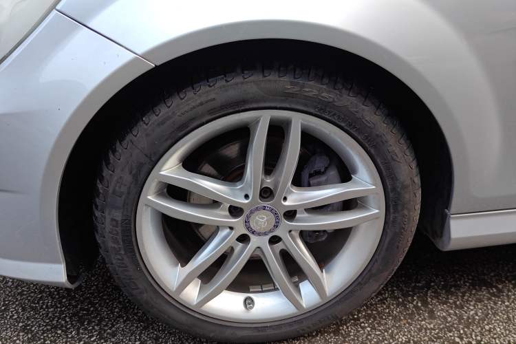 Used Mercedes-Benz C-Class 2013 C 180 Classic Grand Edition
