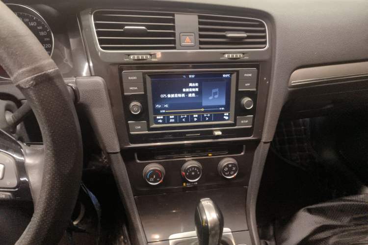 Used Volkswagen Golf 2018 230TSI Automatic Comfort Model