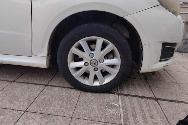 Used BAIC E Series 2013 Sedan 1.5L Manual Lotte Edition
