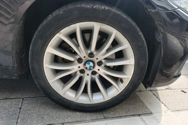 Used BMW 5 Series 2014 530Li Luxury Design Package