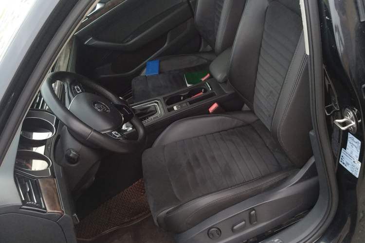 Used Volkswagen Magotan 2018 330TSI DSG Luxury Model