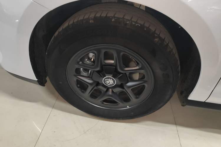 Used BYD Qin PLUS 2025 DM-i Smart Drive 55KM Leading Model
