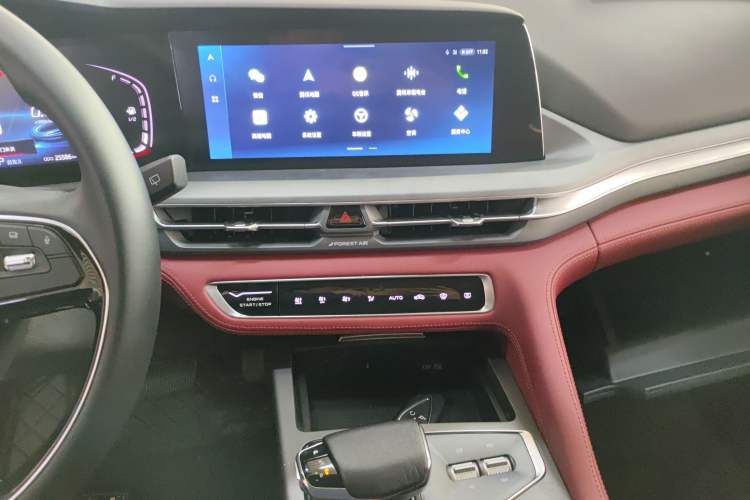 Used CHANGAN CS75 PLUS 2022 Classic Edition 1.5T Automatic Pioneer Model Audio And AC Panel