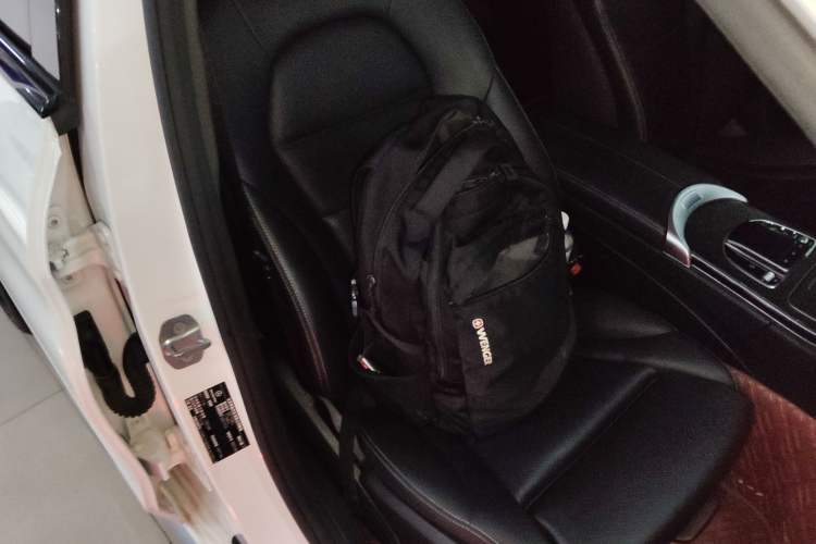 Used Mercedes-Benz C-Class 2021 C 260 L Sport Edition Star Collection Right Front Seat