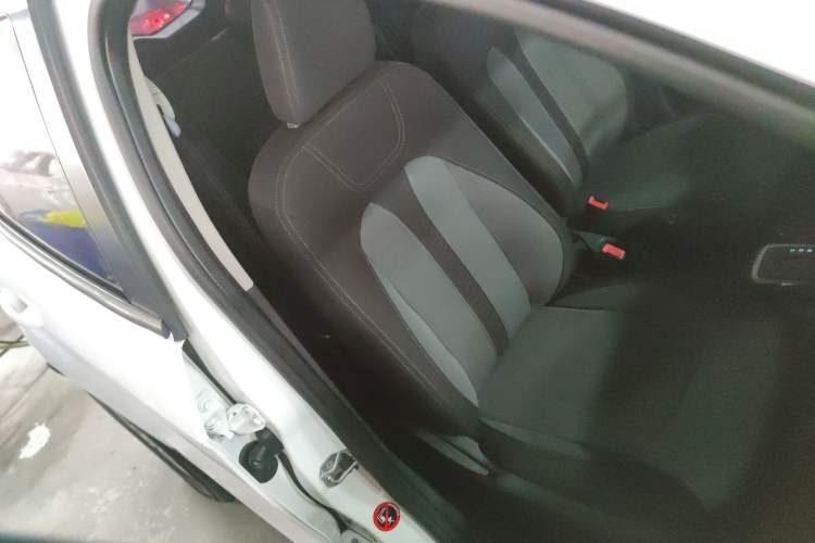 Used Ford EcoSport 2013 1.5L Automatic Fashion Model