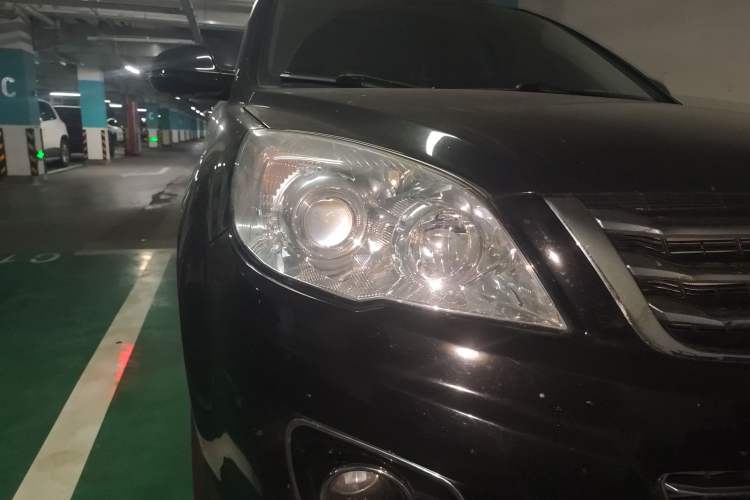 Used Haval H6 2016 Upgraded Model 1.5T Automatic Two-Wheel Drive Elite Version
